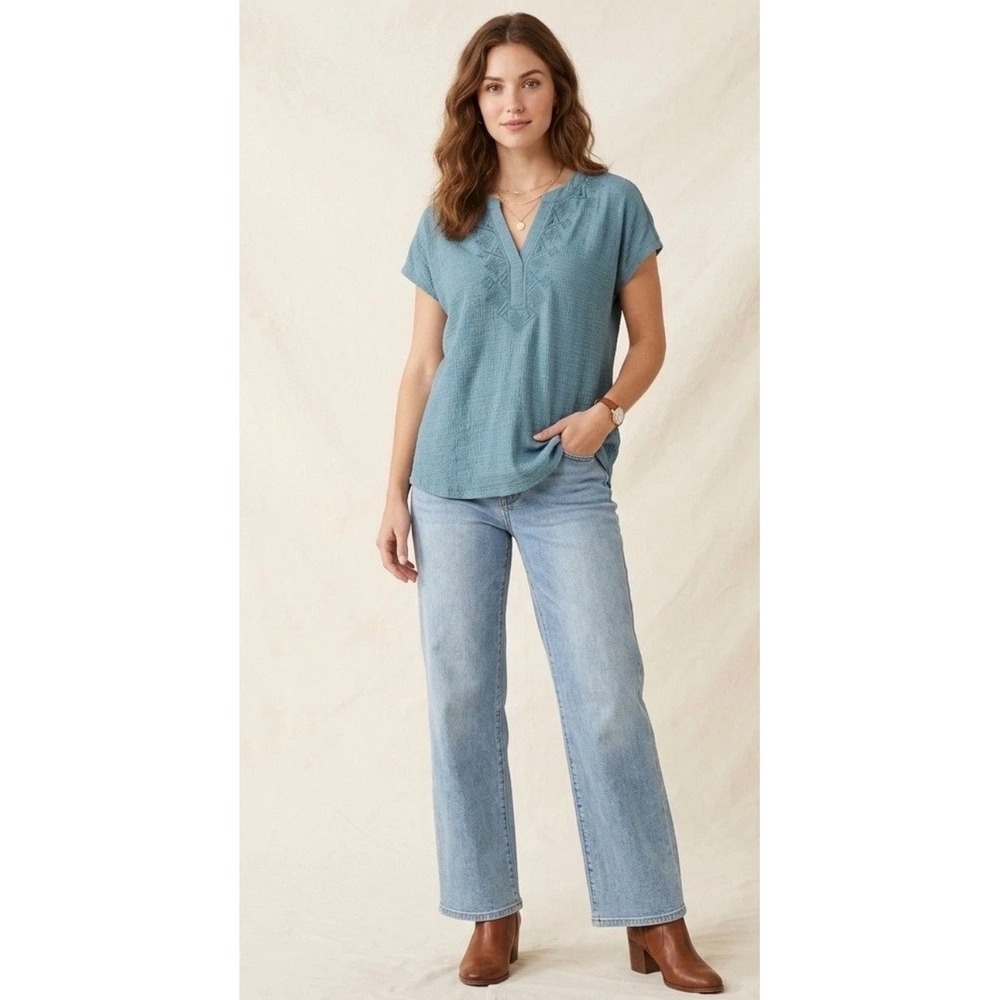 Orvis Womens Teal Embroidered Notched V-Neck Short Sleeve Top •L• Boho Coastal